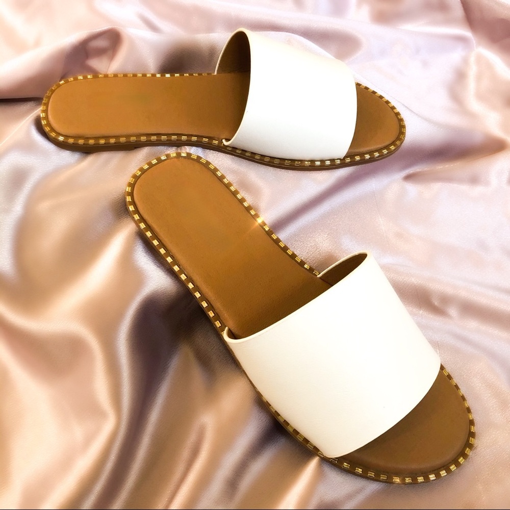 Emmy Sandal - White